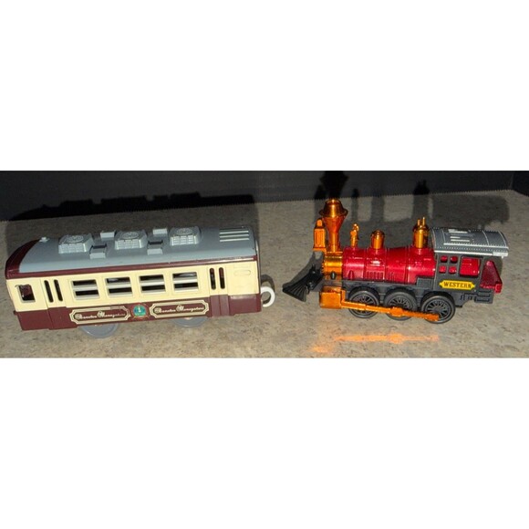 Pokemon Other - Tomy Thomas Passenger car and Western Engine (they do not connect)